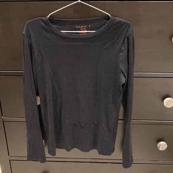 Top - Picture 1 of 2